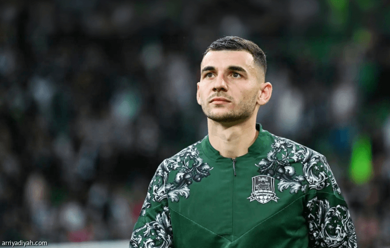 الأهلي يفحص سبيرتسيان في مواجهة الاثنين