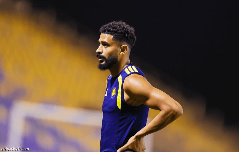 Al-Omri's complaint prompts Martinez's early return
