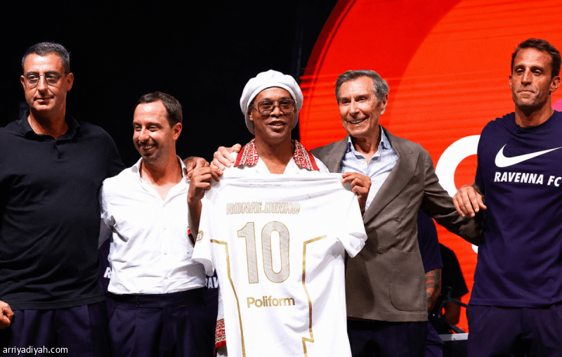Details on Ronaldinho's new club Ravina