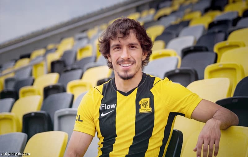 Al-Ittihad's Abadi departs as Flateh heals