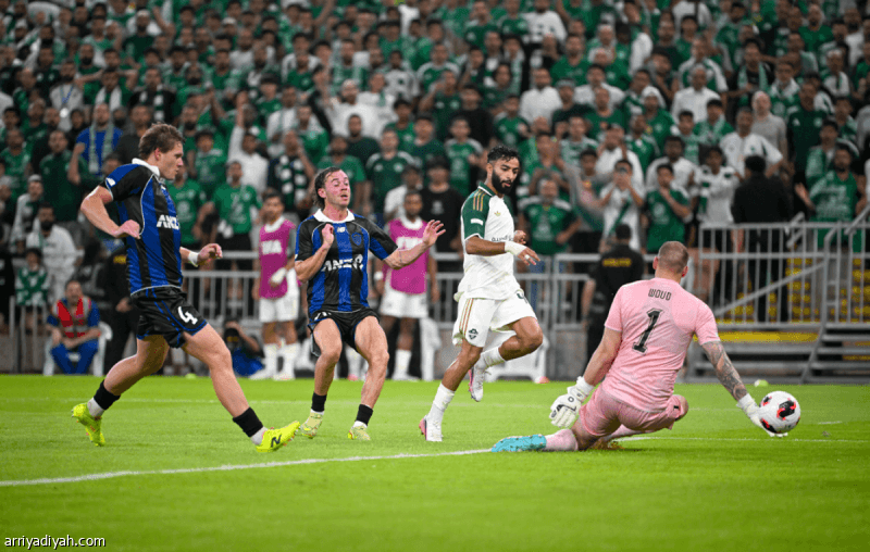 الأهلي يتقدم في الكأس بعد فوزه على أوكلاند