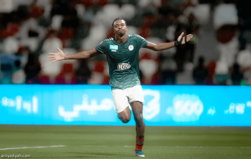 Haroun replaces Dembélé