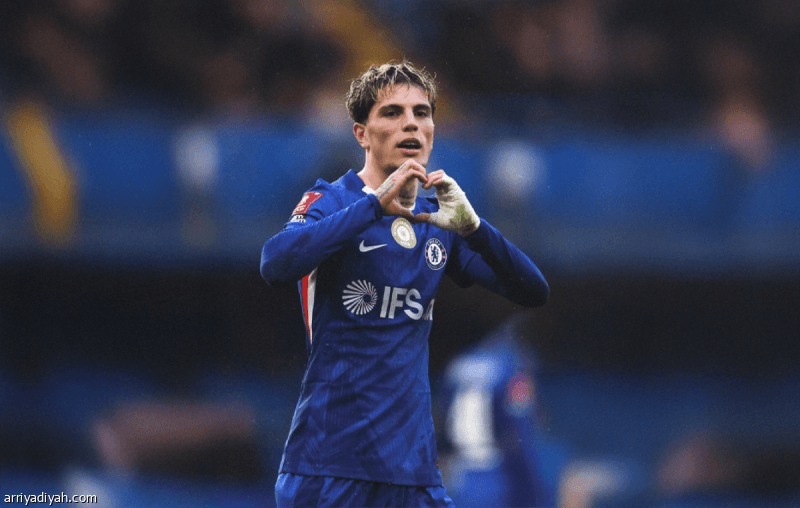 Chelsea bids €40M for Villa