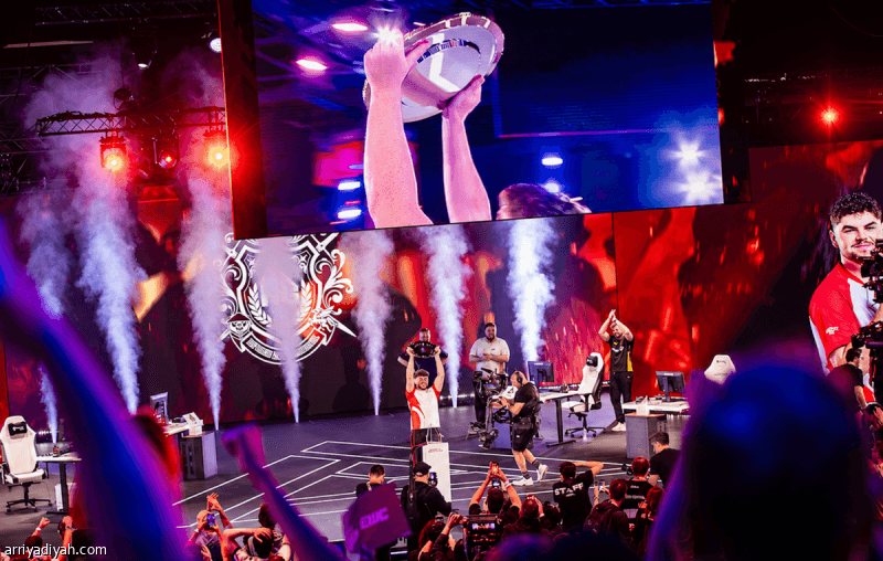 AG.AL reportedly takes World Cup trophy