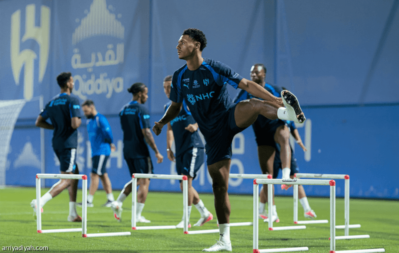واتكينز يحقق انجازا ويصبح ضمن قائمة الأهلي