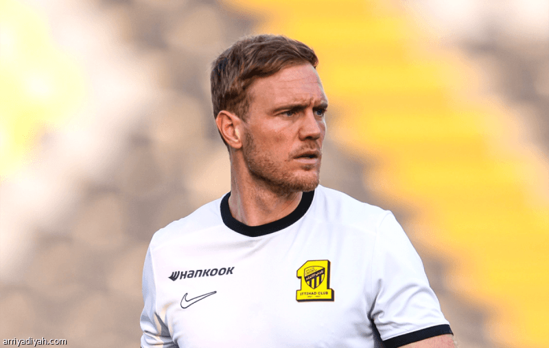 الاتحاد يفتح ملف الهلال