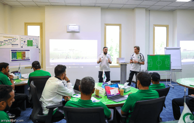 Twenty-four Saudi coaches finish PRO course