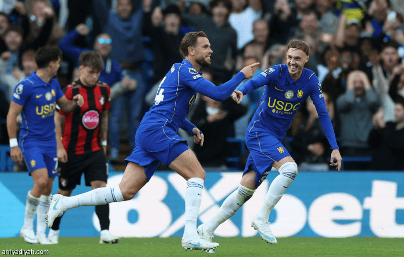 Chelsea routs Bournemouth as Henderson advances