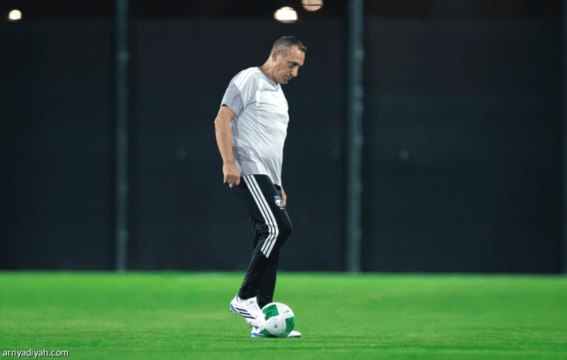 Donis confronts historic test