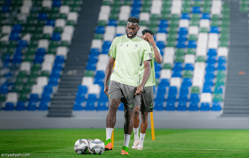 Who is Wilfried Kanja aiming to defeat