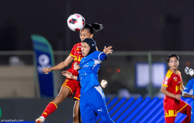 الهلال يربك قمة القادسية