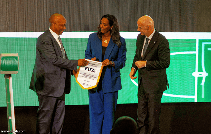 Motsibi Calls for Election Decision on Infantino
