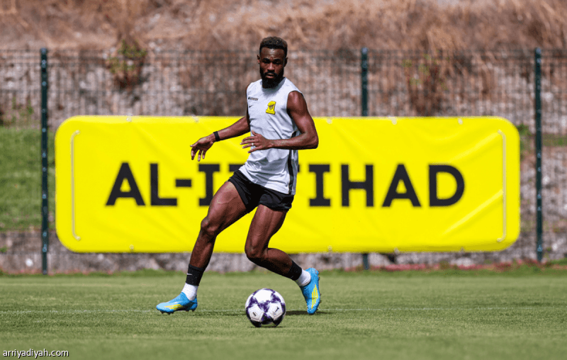 Shanqiti sustains abdominal injury
