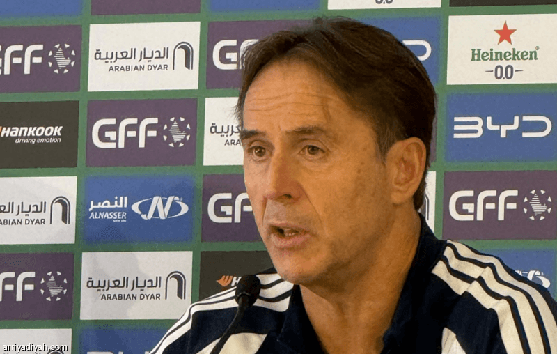 Lopetegui Highlights UAE Candidacy and Afif's Sacrifices