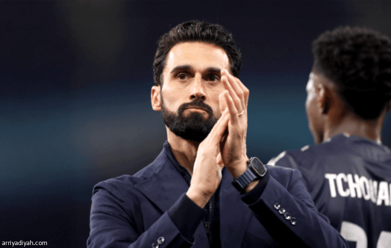 FA fines Arbeloa over refereeing comments