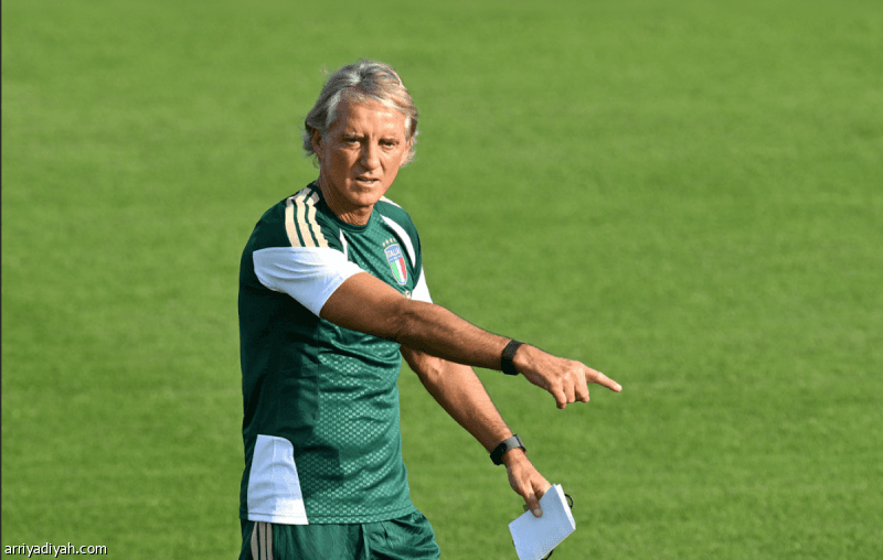 مانشيني يبدأ إعادة البناء أمام بلجيكا