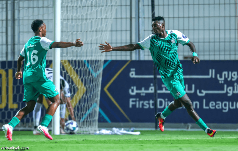 Al-Najma overturns Hajr with four goals