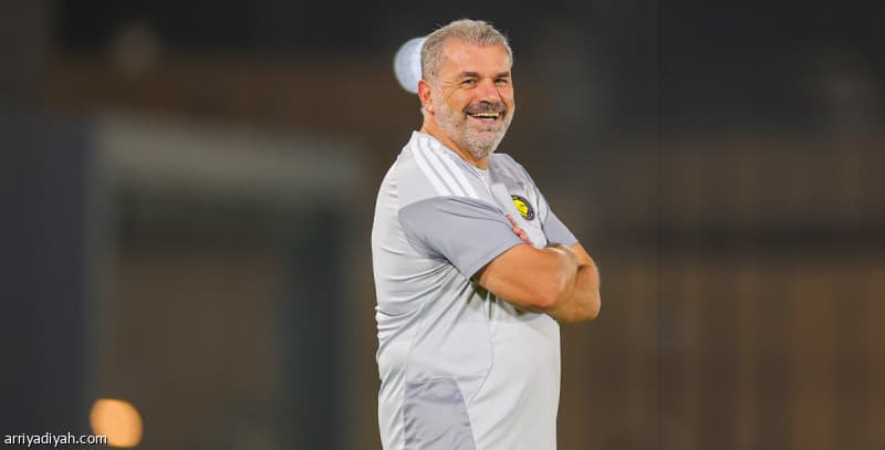 قبل الاتحاد.. آنج يناقش خيار العقيدي