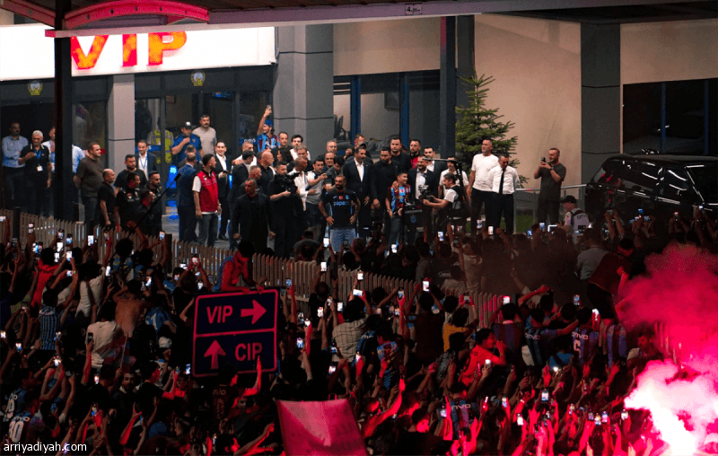 Crowds greet Salah in Trabzon