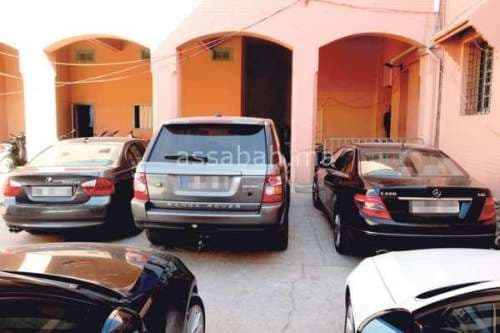 سيارات مزورة لتجارة المخدرات