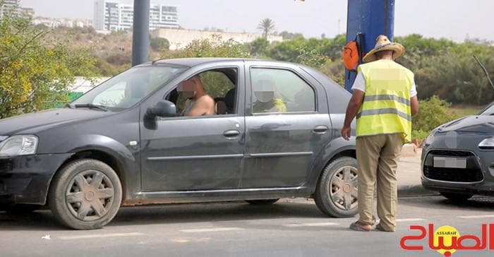 مسلحو الجليات الصفراء يفرضون غرامات في عين الذياب