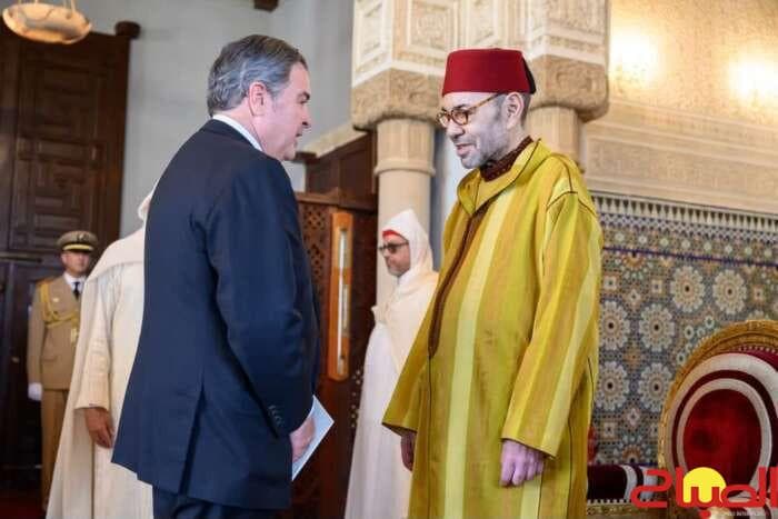 King meets foreign ambassadors in Rabat