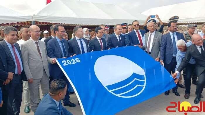 شاطئ طماريس 2 يحصل على العلم الأزرق لأول مرة بعد جهود عامل إقليم النواصر في تحسين البيئة وجودة الاستقبال