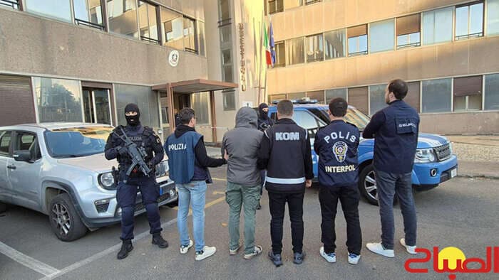 إيطاليا تحقق في شبكة مغربية لتهريب قطع الغيار