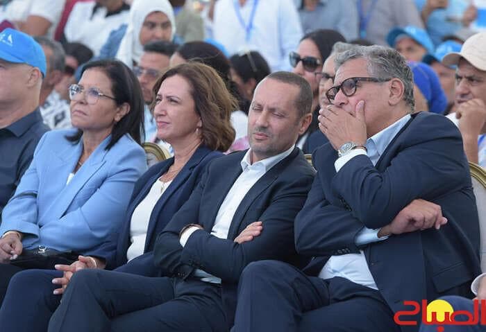 هدوء في مقر الأحرار