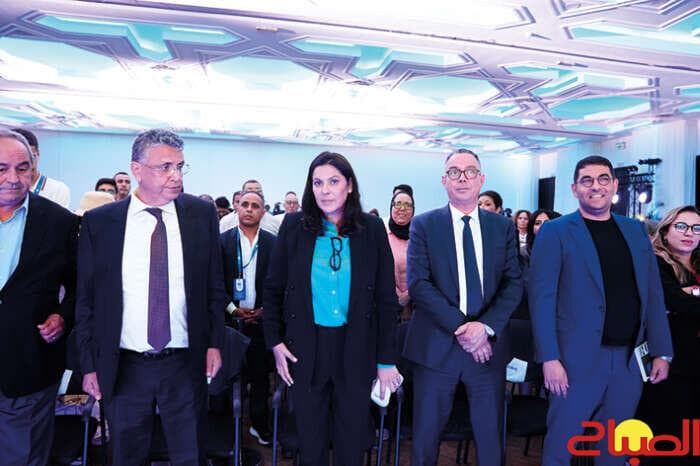 البام يعتزم تخفيض الضرائب وزيادة الدعم
