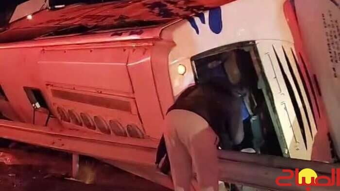 4 dead, 28 hurt in crash