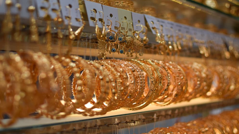 Local gold prices fall today
