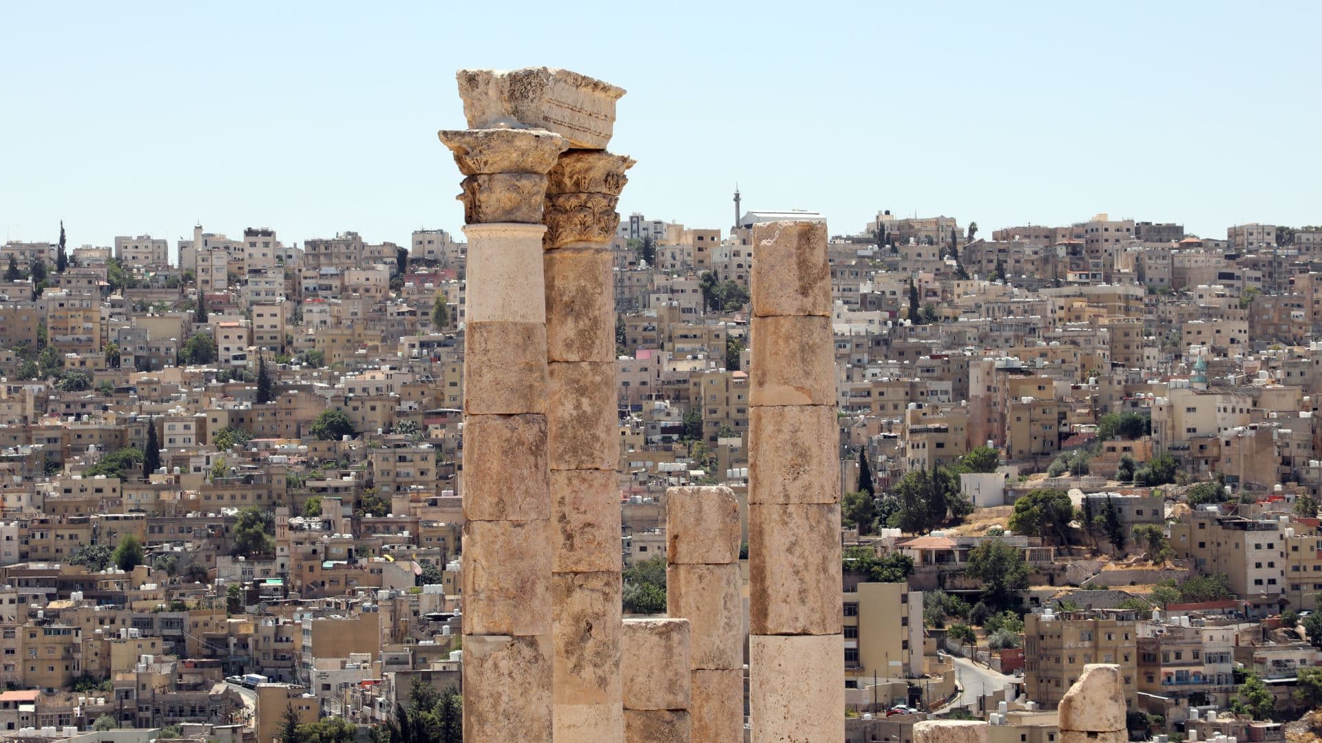 Amman 32°C with hot weather today