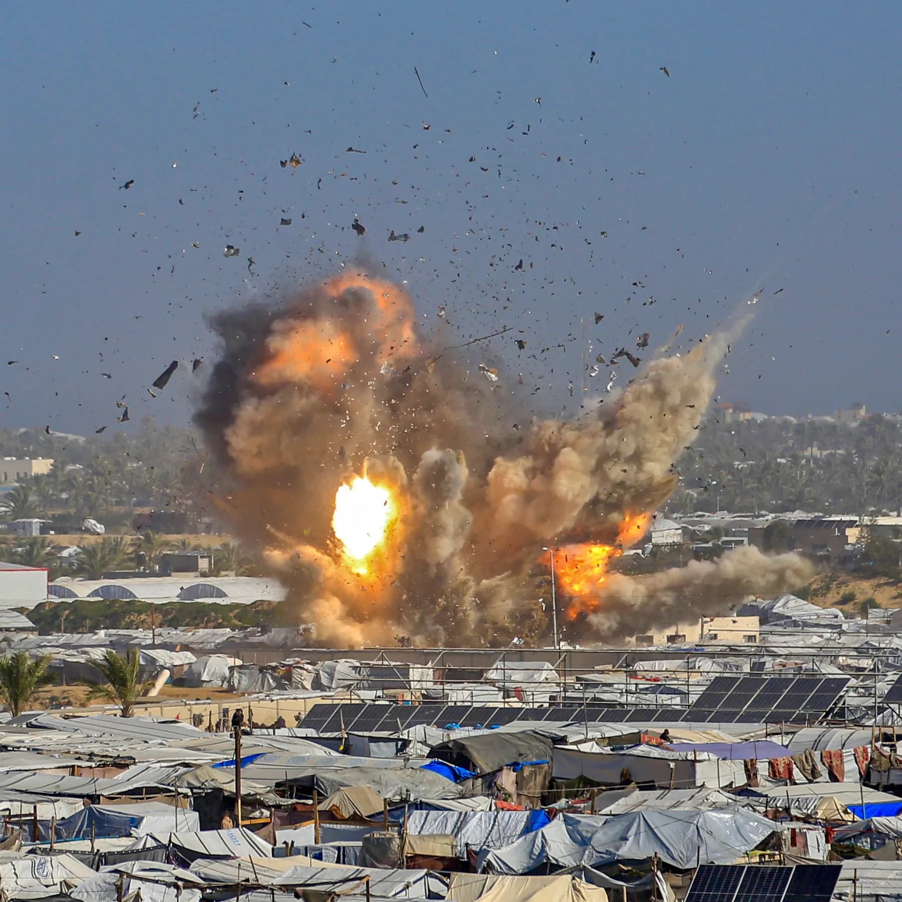 Ongoing artillery and gunfire in Gaza
