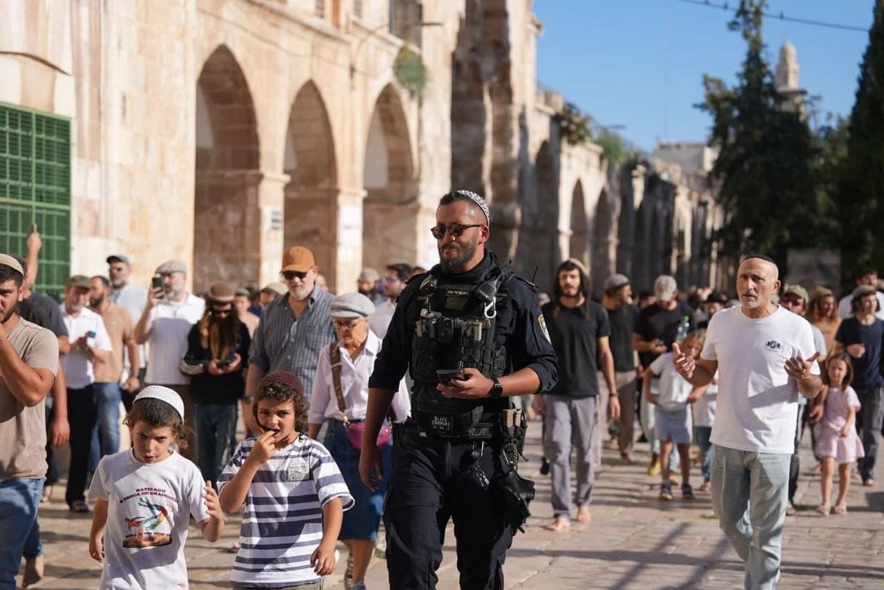 إقتحامات المستوطنين للأقصى تتجاوز ألفي شخص