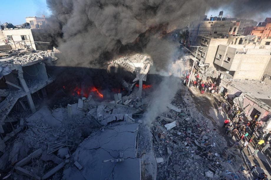 Gaza firefight leaves martyr and seven injured