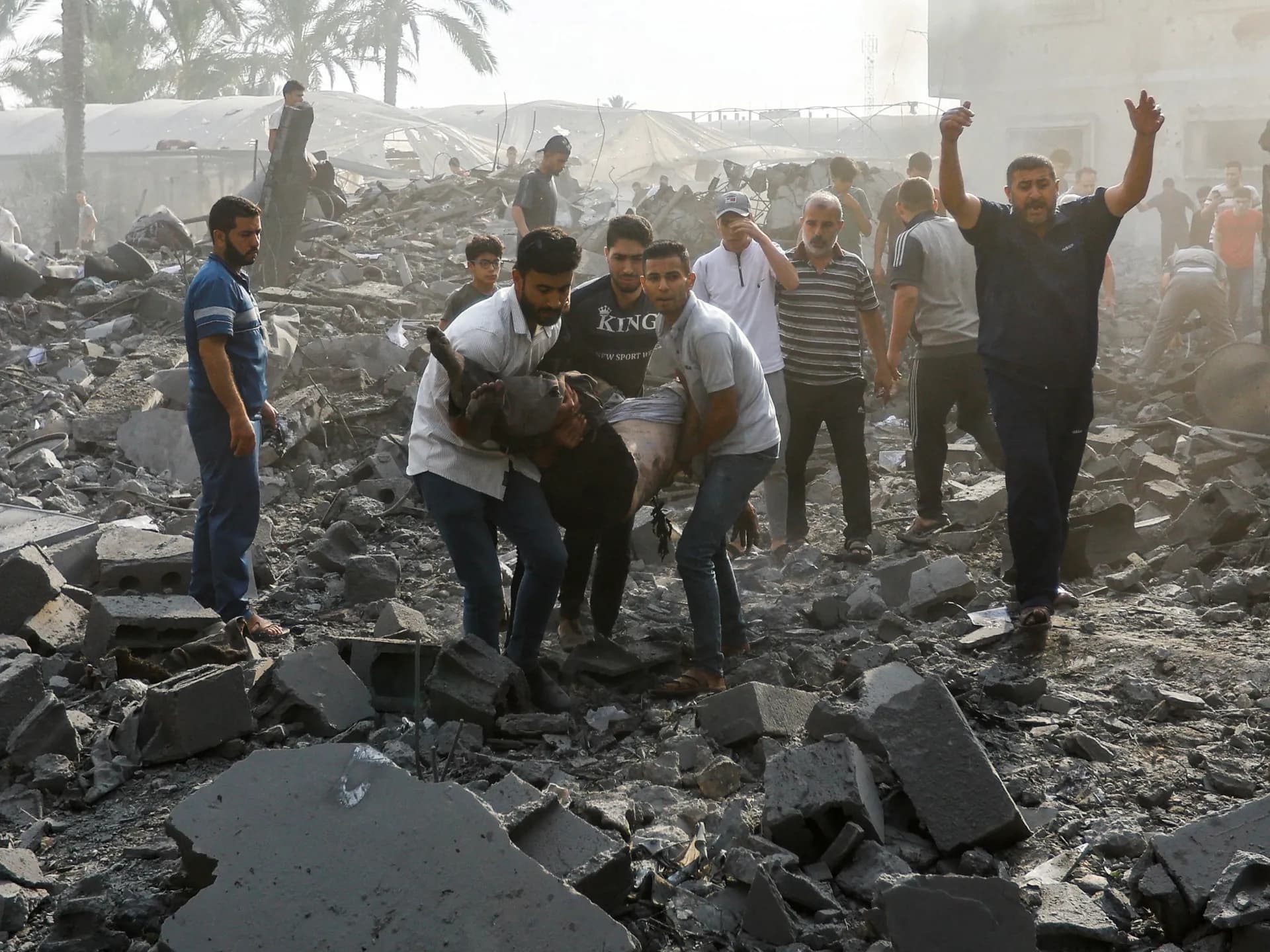 Violations in Gaza cause casualties and injuries
