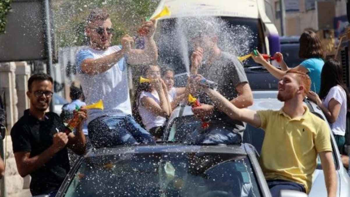 حجز المركبة لـشهر وغرامة 100 دينار لمخالفات التوجيهي