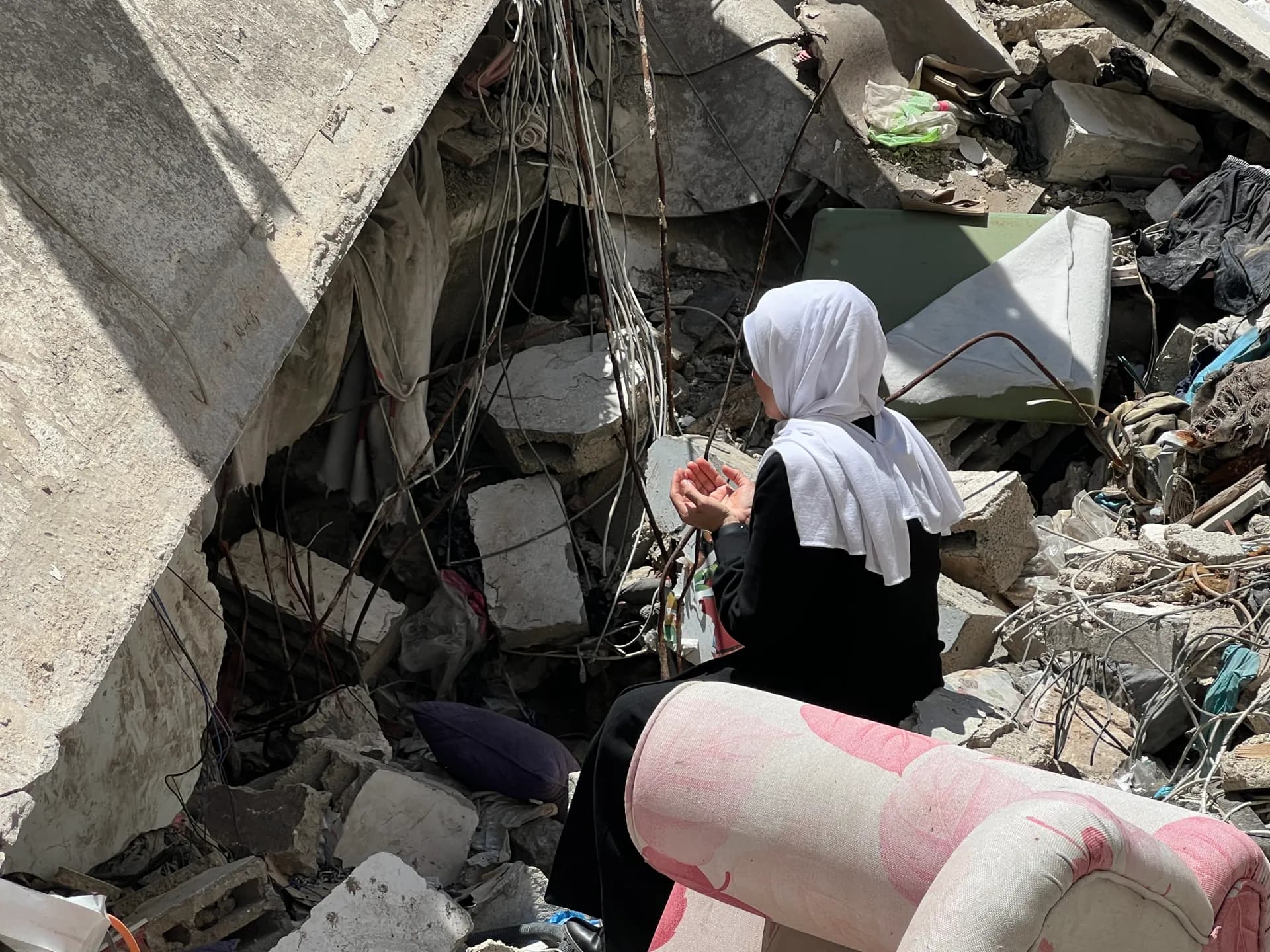 3 شهداء وجريح في قصف إسرائيلي بغزة