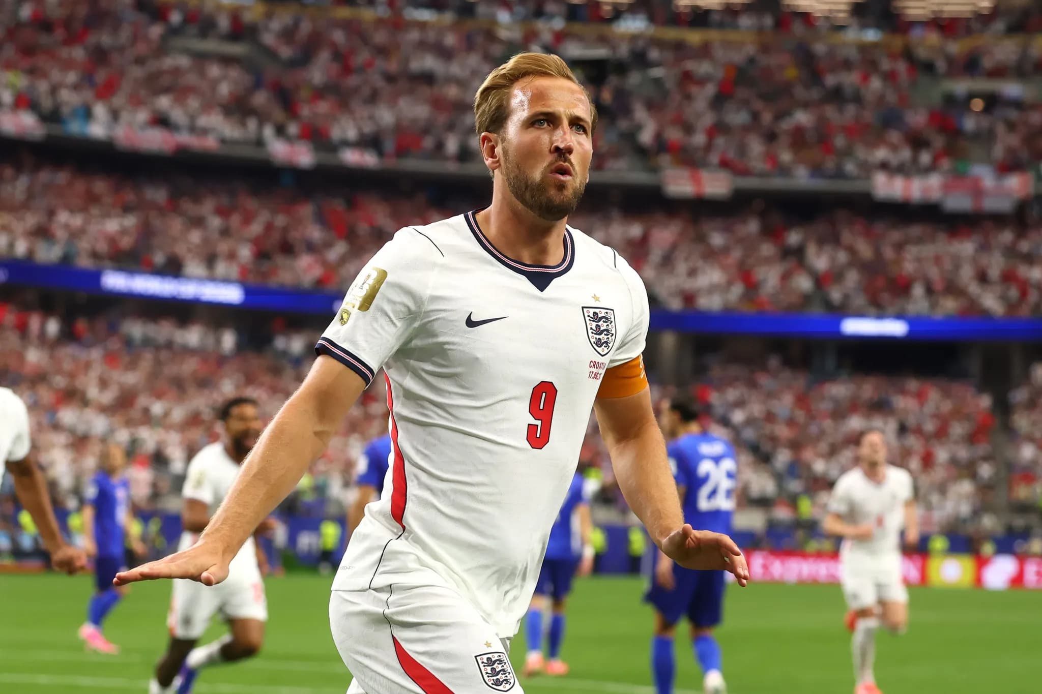 England advances past Mexico to quarter-finals