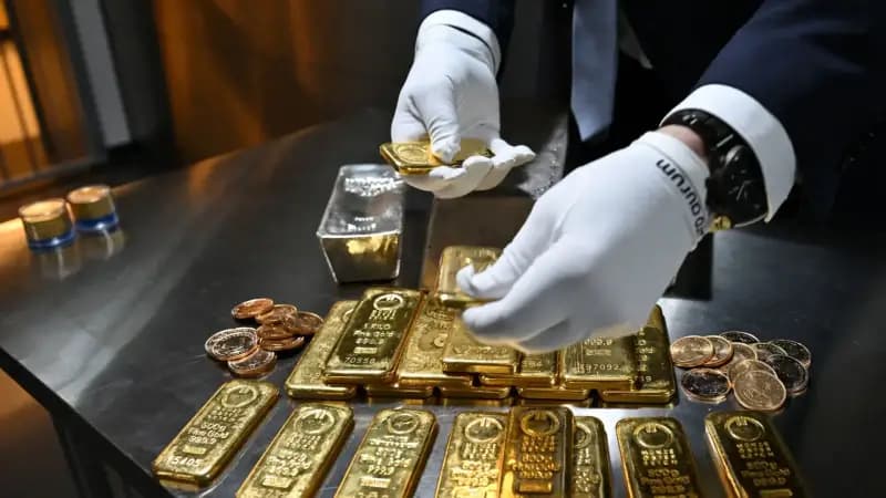 الديوانة تحجز 17 كيلوغرام من الذهب و72 كيلوغرام من الفضة