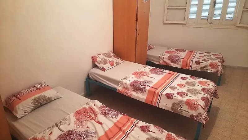New plan for private university dorms