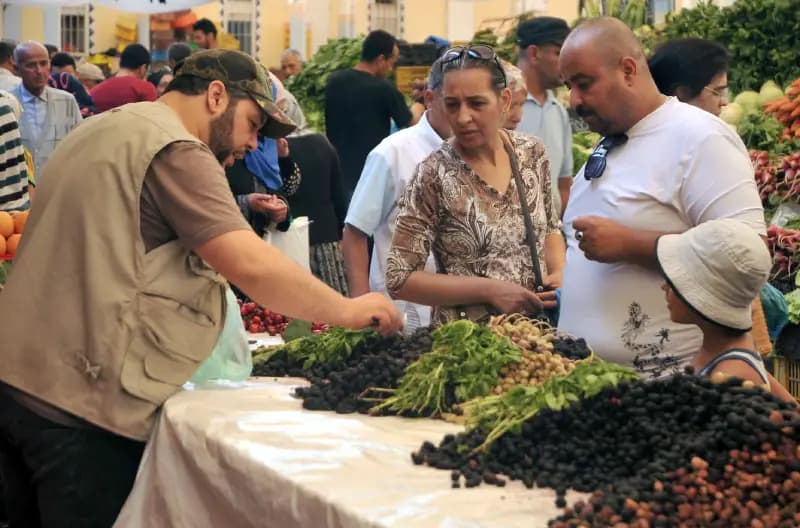 Al-Huwayriyah: Are radical solutions needed for the weekly market location? – Assarih