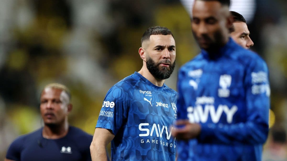 Spanish newspaper discusses Benzema's potential retirement