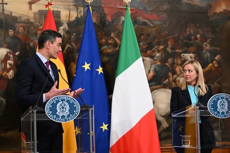 إسبانيا تفرض إجراءات على القادمين من إيطاليا