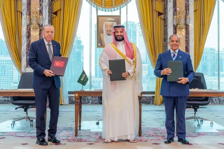تفاصيل اتفاق الدفاع بين السعودية وباكستان وتركيا