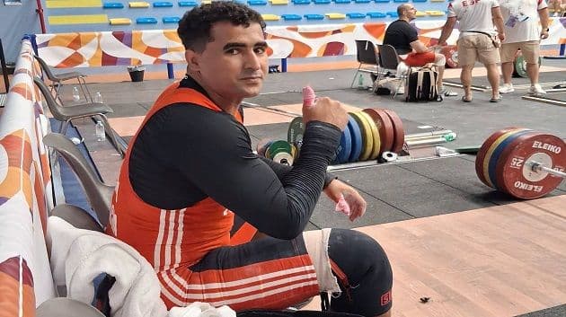 الألعاب المتوسطية/ رفع الأثقال: أيمن باشا يحقق فضية