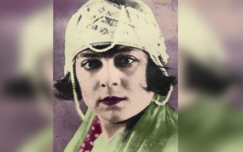 عيسى البكوش يكتب عن نجمات تونس