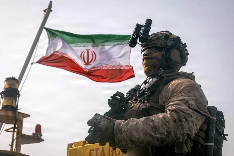 إيران تهدد بتنفيذ ضربات على القواعد الأمريكية بعد انفجارات خرج