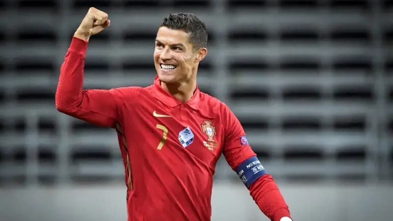 رونالدو يحدد شرطه للعودة للبرتغال